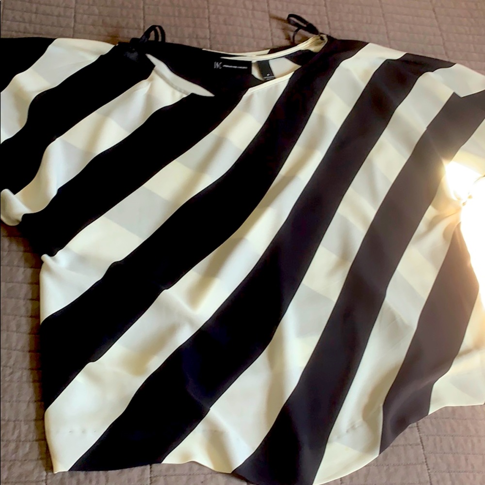 Sheer INC top